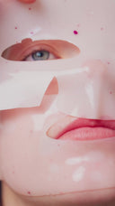Vidéo DEWDAP DEWTOX GLOW LIFT HYDROGEL JEWEL MASK