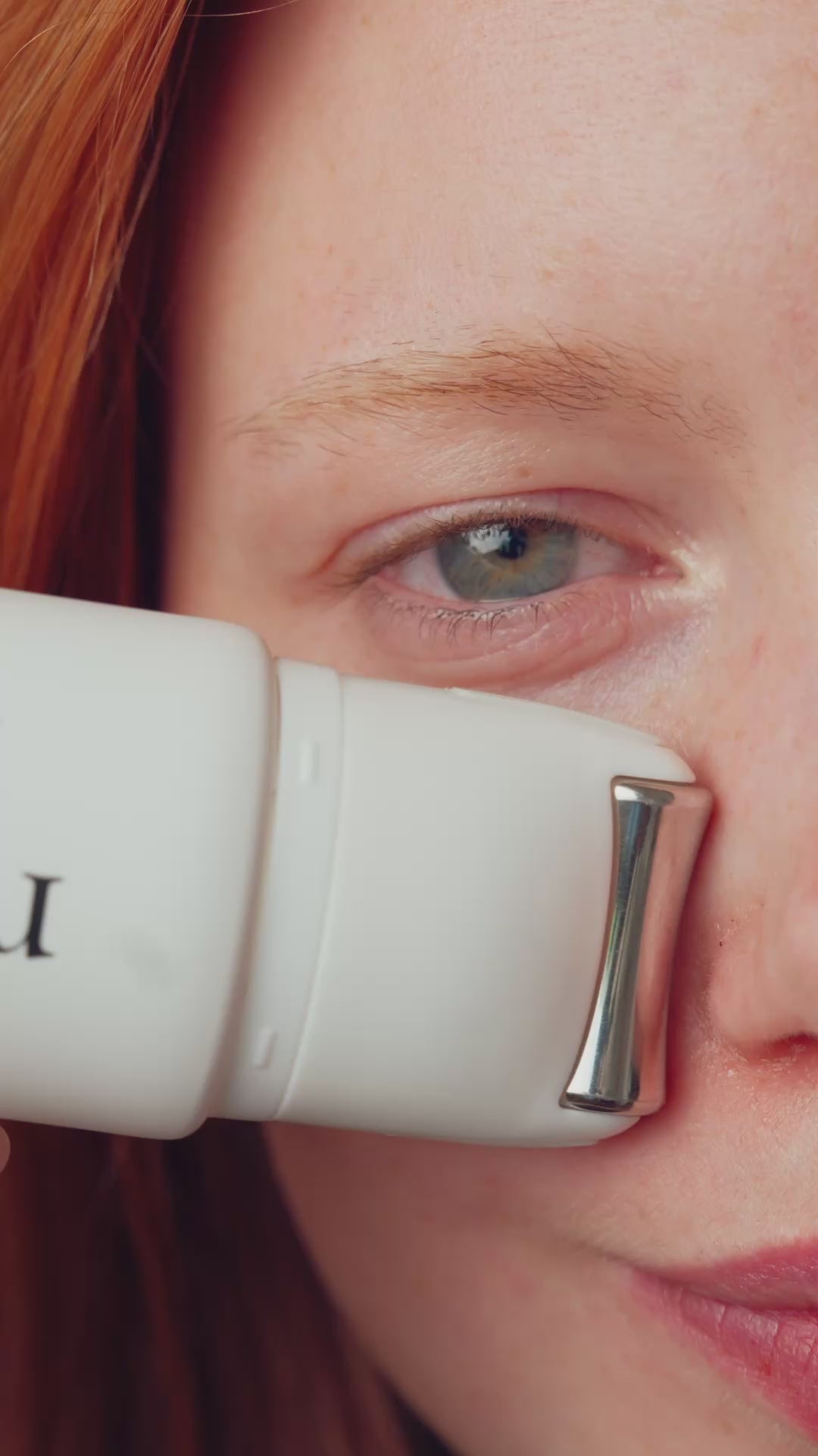 Vidéo de présentation, Sérum roller raffermissant Rejurecipe MTS Roller Serum PESTLO